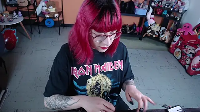 MissMiia2 online show from 03.12.26