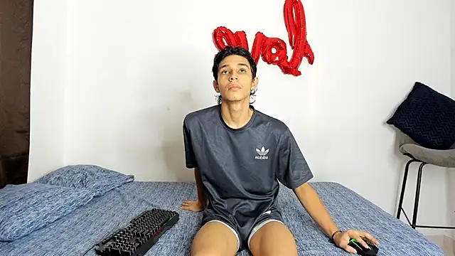 evanscollins online show from 11.05.25