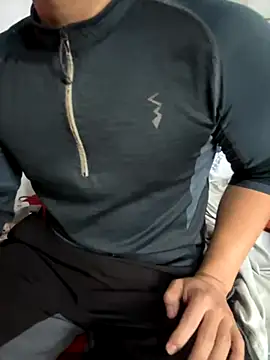 Snapshot of alburt_1996 chatting on 11.01.25 alburt 1996 online show from 11.01.25