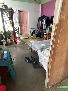 Snapshot of alburt_1996 chatting on 11.08.25 alburt 1996 online show from 11.08.25