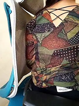 Indianhyna online show from 09.26.25