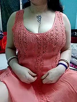 Snapshot of Raja_Ranii chatting on 12.11.24 Raja Ranii online show from 12.11.24