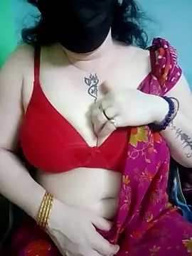 Snapshot of Raja_Ranii chatting on 03.04.25 Raja Ranii online show from 03.04.25