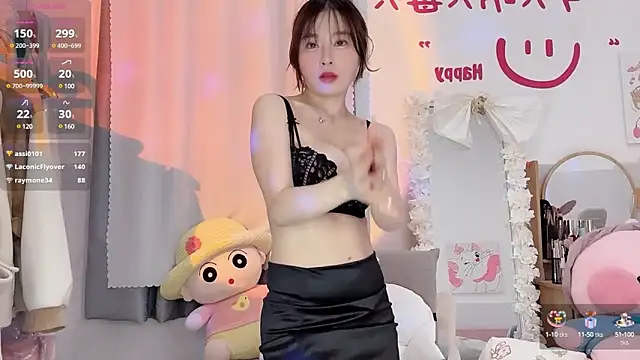 Snapshot of Carly_1 chatting on 02.22.25 Carly 1 online show from 02.22.25