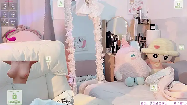 Snapshot of Carly_1 chatting on 09.24.25 Carly 1 online show from 09.24.25