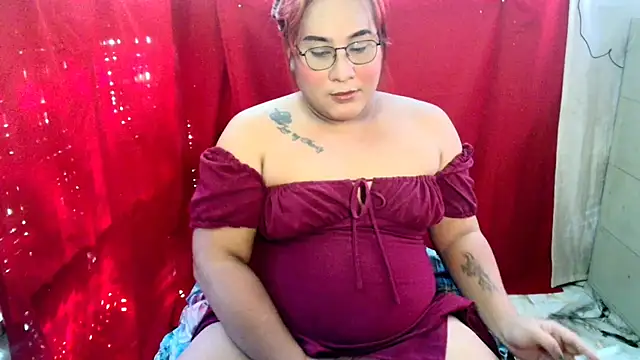 UrAmazingCassy online show from 11.04.25