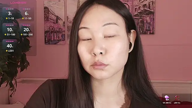 Snapshot of Inari_Okami_ chatting on 05.30.26 Inari Okami online show from 05.30.26