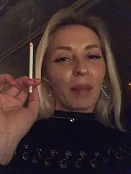 Snapshot of Diamond_Bunny_ chatting on 01.31.25 Diamond Bunny online show from 01.31.25