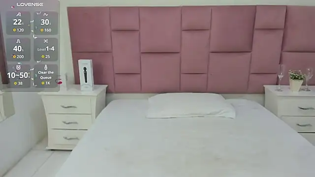 Snapshot of kaily_sweet1 chatting on 10.11.25 kaily sweet1 online show from 10.11.25