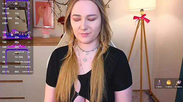 Emma B1uem online show from 01.28.25