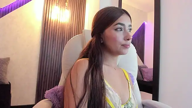 Snapshot of laurin_clauz_ chatting on 02.14.25 laurin clauz online show from 02.14.25