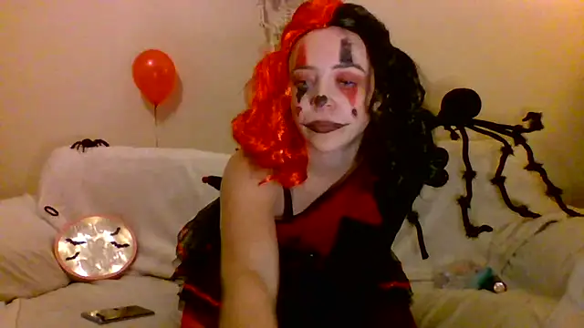 MissTerry69 online show from 10.31.25