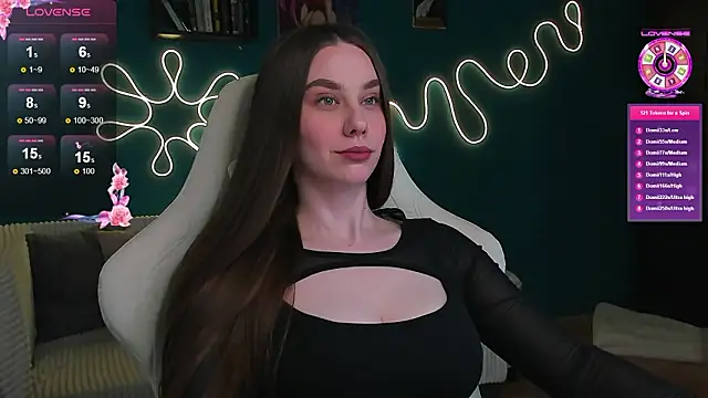 Snapshot of katie_taylorr chatting on 03.28.26 katie taylorr online show from 03.28.26