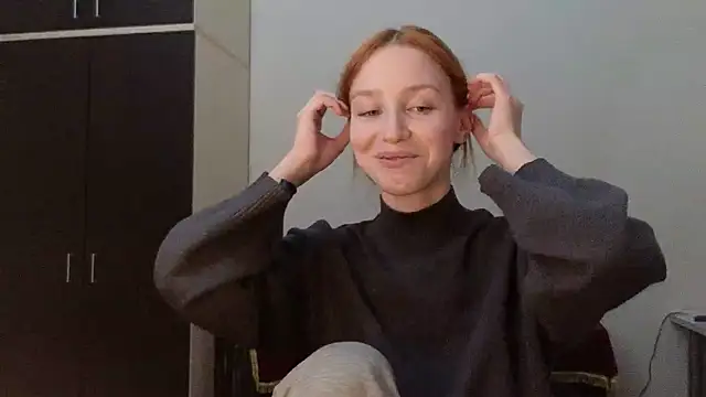 Snapshot of Mary_Av chatting on 12.05.24 Mary Av online show from 12.05.24