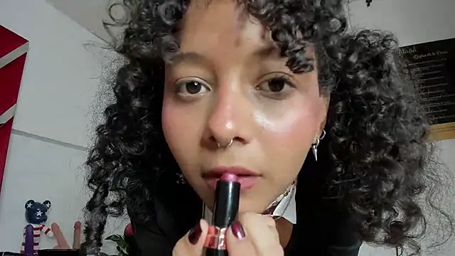 Snapshot of Milanxht chatting on 03.13.25 Milanxht online show from 03.13.25