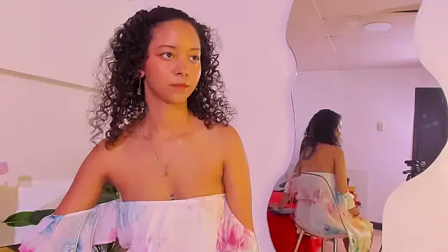 Snapshot of Milanxht chatting on 10.15.25 Milanxht online show from 10.15.25