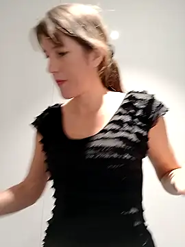 Hexe12346 online show from 12.27.24