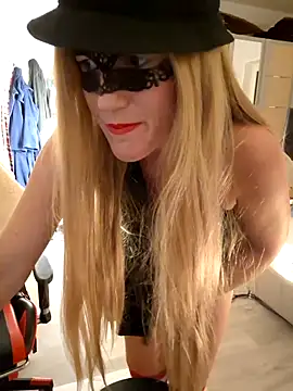 Hexe12346 online show from 10.29.25