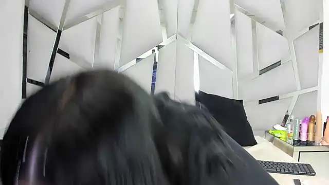 Snapshot of Criistaal_ chatting on 02.03.26 Criistaal online show from 02.03.26