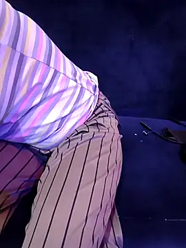 kaveerpooja947 online show from 04.19.26