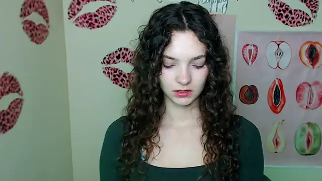  SusieSu  online show from 10.30.25