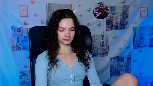 Snapshot of _SusieSu_ chatting on 05.03.26 SusieSu online show from 05.03.26
