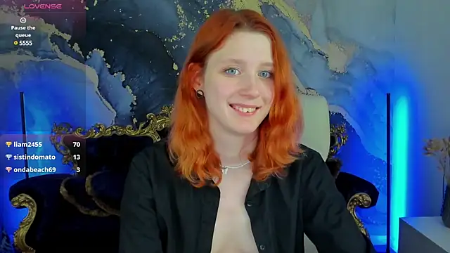 Snapshot of MagicLilu chatting on 02.03.25 MagicLilu online show from 02.03.25