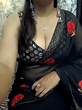 Snapshot of kindar-joy chatting on 10.11.25 kindar-joy online show from 10.11.25