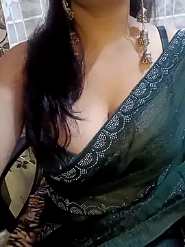 Snapshot of kindar-joy chatting on 10.19.25 kindar-joy online show from 10.19.25