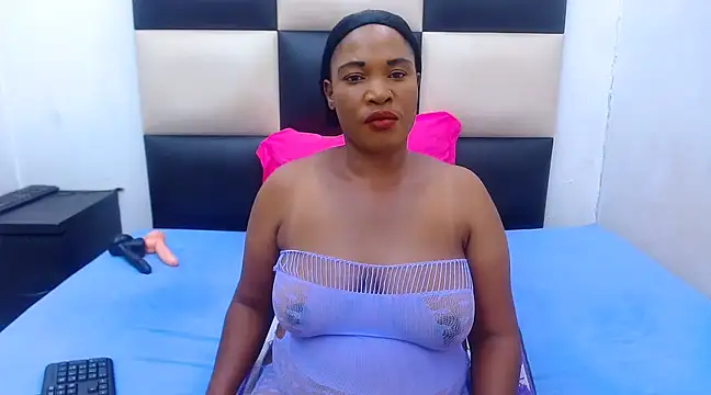 LICKABLEASSxxxx online show from 03.07.25