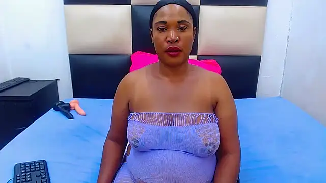 LICKABLEASSxxxx online show from 03.07.25