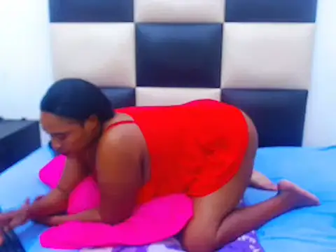 LICKABLEASSxxxx online show from 03.17.25