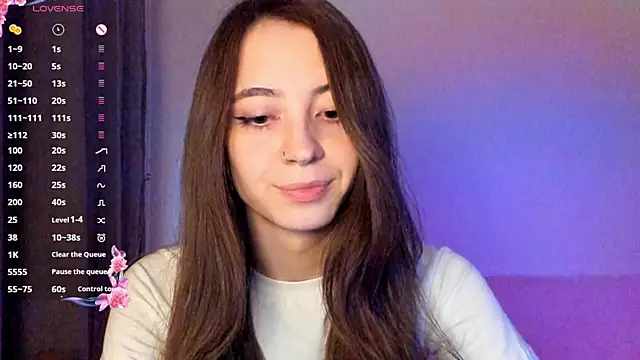 Snapshot of EvaBradley chatting on 09.27.25 EvaBradley online show from 09.27.25