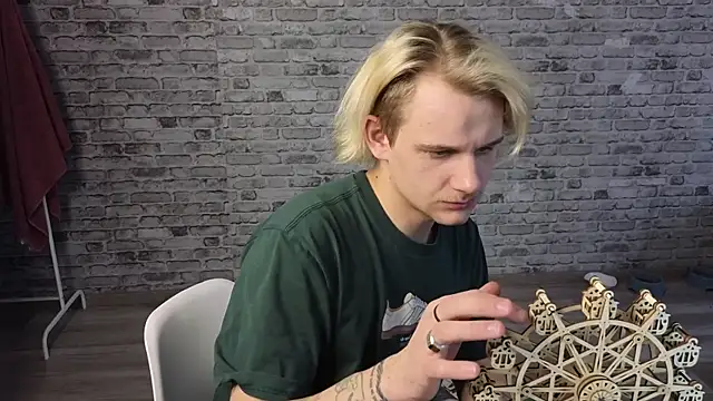 koosssttyaa online show from 03.12.25