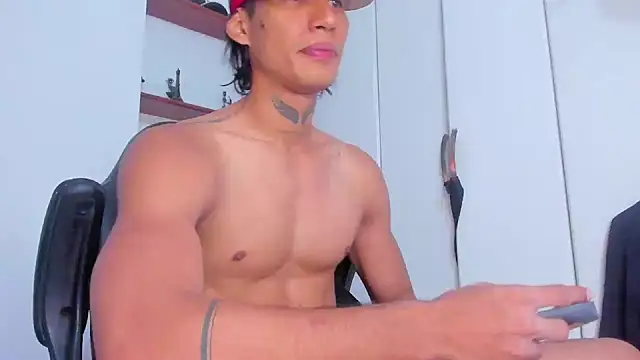 Jonryder  online show from 04.25.26