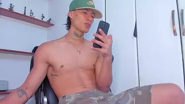Snapshot of Jonryder_ chatting on 05.18.26 Jonryder online show from 05.18.26