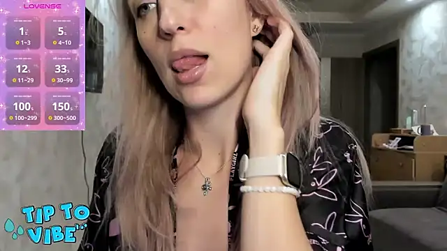 Snapshot of lady_Nati chatting on 12.03.24 lady Nati online show from 12.03.24