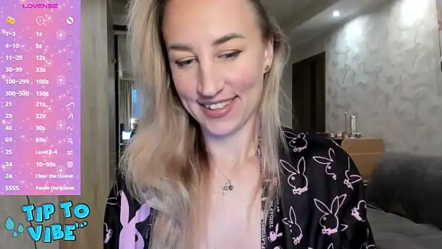 Snapshot of lady_Nati chatting on 01.18.25 lady Nati online show from 01.18.25