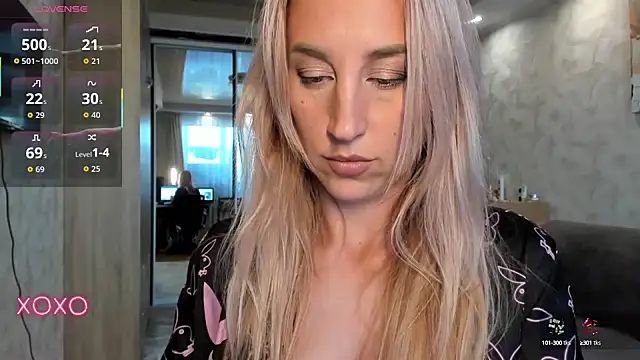 Snapshot of lady_Nati chatting on 09.16.25 lady Nati online show from 09.16.25