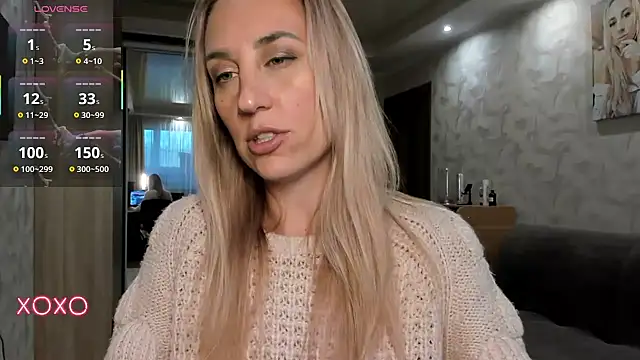 Snapshot of lady_Nati chatting on 10.01.25 lady Nati online show from 10.01.25