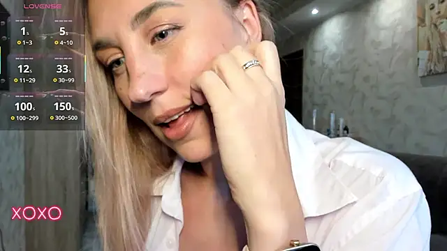 Snapshot of lady_Nati chatting on 10.07.25 lady Nati online show from 10.07.25