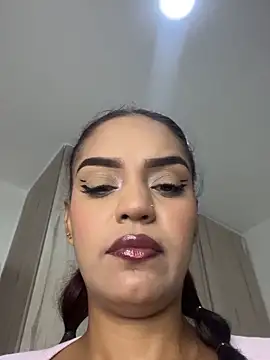 Sara-77 online show from 04.01.26