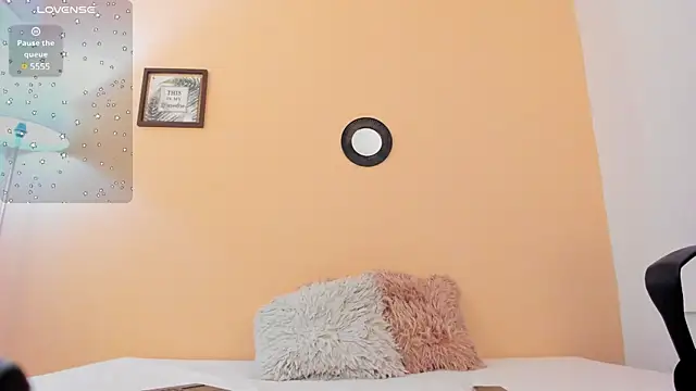 Snapshot of andyylove_jk chatting on 02.21.25 andyylove jk online show from 02.21.25