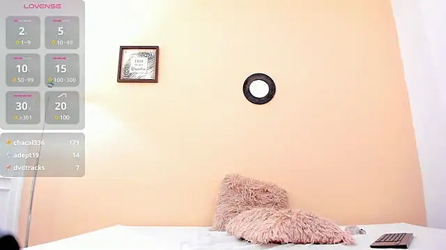 Snapshot of andyylove_jk chatting on 03.14.25 andyylove jk online show from 03.14.25