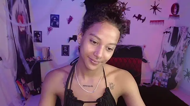 Chelsea  2 online show from 10.25.25