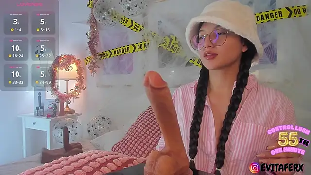 Eva depp online show from 10.27.25