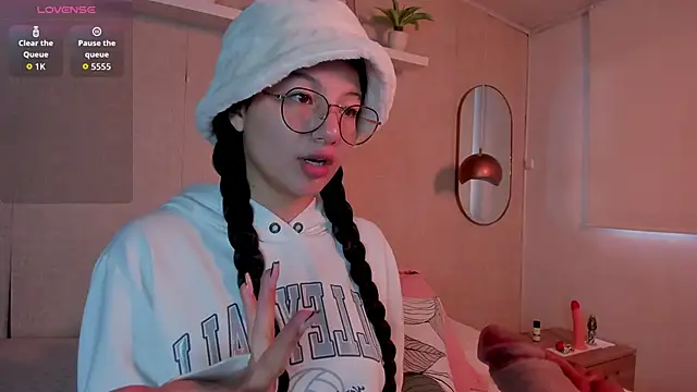 Eva depp online show from 11.11.25