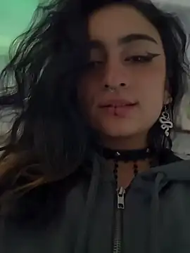 Lila Desiree online show from 12.10.24