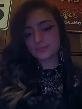 Lila Desiree online show from 01.10.25