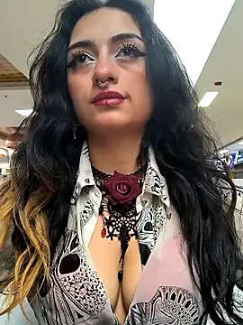 Lila Desiree online show from 02.21.25